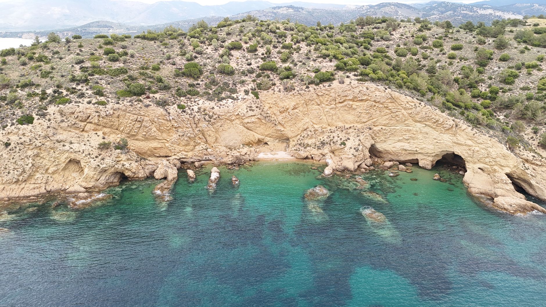 Pourquoi l'île des Embiez est la destination incontournable des plaisanciers