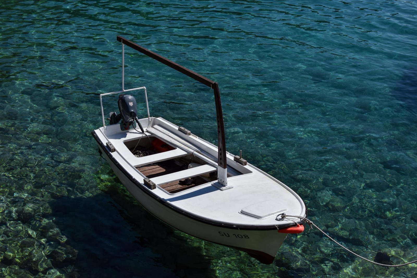 Mèze–Sète en bateau : navette, location et permis sur l'étang de Thau